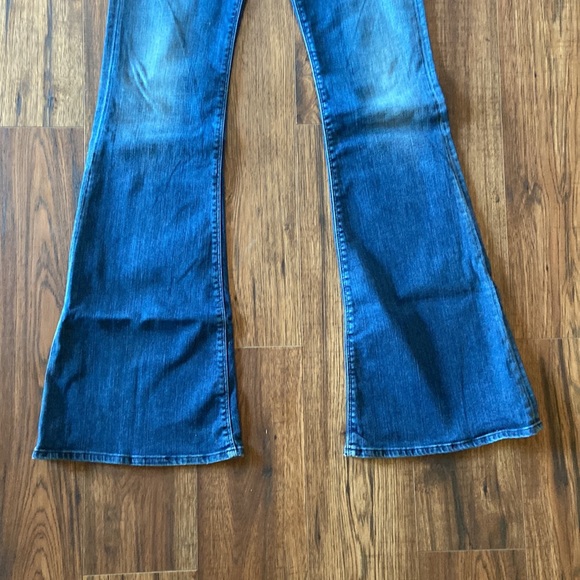 RARE Hudson button up Flare Jeans - Picture 4 of 7